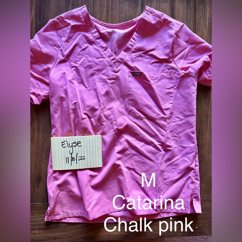 Chalk pink figs top